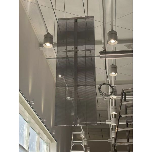 Double-sided P3.91 Transparent LED Screen Max Power Consumption 440W/m2 ODM