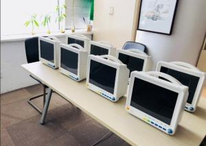 China Bedside Monitor Multi Parameter Patient Monitor 5 Parameter ecg Patient Monitor Devices on sale