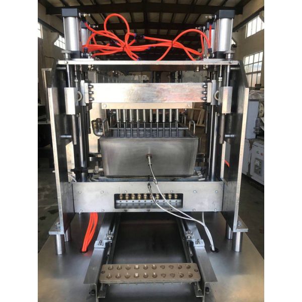 Compact Structure Candy Making Machine / Toffee Production Line 25-50 Kg/H