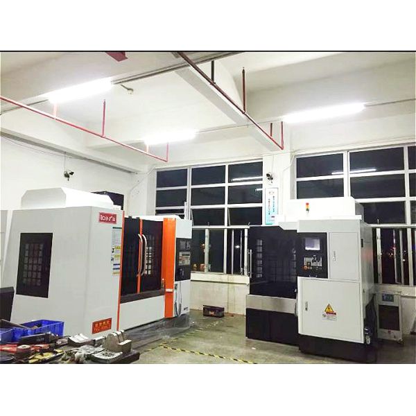 High Efficiency Horizontal CNC 5 Axis Machining Center Anti Collision Design