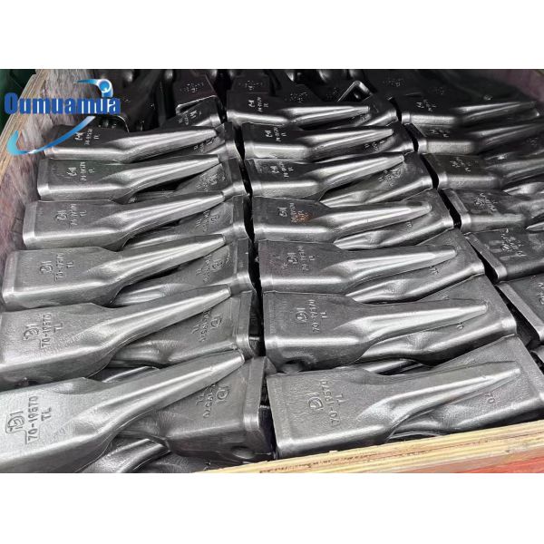 Excavator Spare Parts Bucket Teeth / Bucket Tooth Pin For Ground Engaging Tools