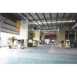 CNC GL Servo Feeder Machine Decoiler Stamping Press Feeder