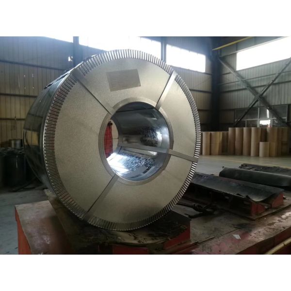 0.33mm Thickness Galvanized Steel Coil For Corrugated Tiles Regular Spangles