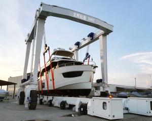 Buy cheap Heavy Duty Boat Lifting Equipment Customizable With Overload Limiter product