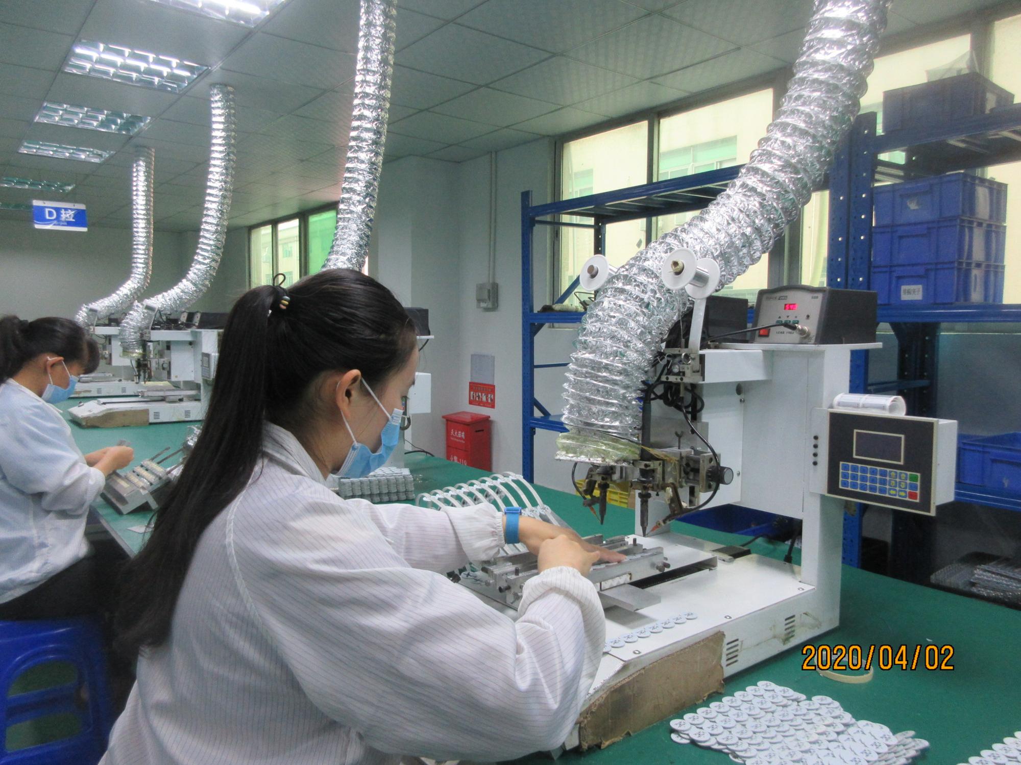 Commercial Buildings Transparent LED Mesh Screen Ip67 Foldable Display