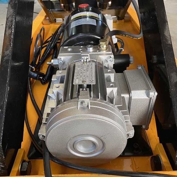 4000kg 1700mmx1200mm Heavy Duty Scissor Lift Tables Max Height 2050mm