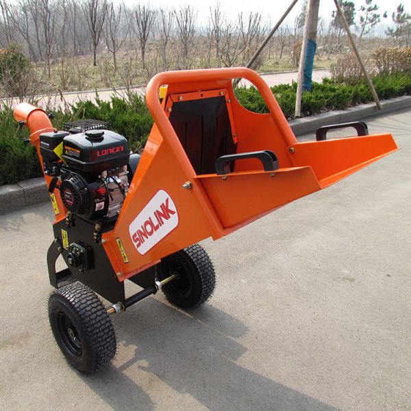 Small Wood Chipper Machine Design Gasoline 196cc 3.6kw 6.5HP