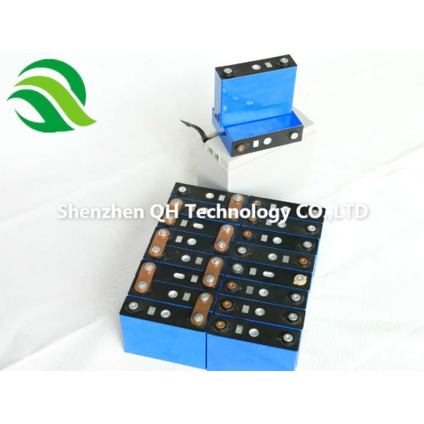 Rechargeable Lifepo4 Deep Cycle Battery 12V 300Ah Backup Source For Rv Solar