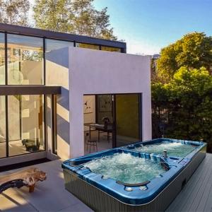 China Swim Spa Good Swim Pool Container Endless Pool Acrylic Fiberglass Swim Spa Pool Outdoor Swimming Pool on sale