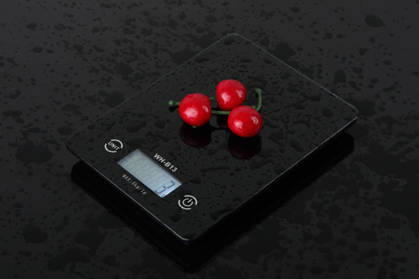 Tempered Glass Home Electronic Scale Home Use With High Precision Sensor