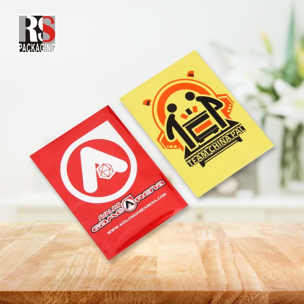 Shockproof Game Card Sleeves PP Clear Plastic Card Protectors Customized Logo
