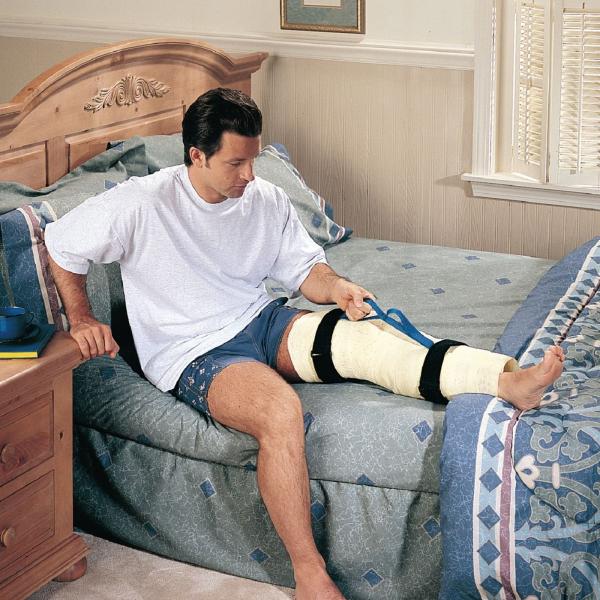 Quality Universal Orthopedics Neoprene Knee Brace Left And Right for sale