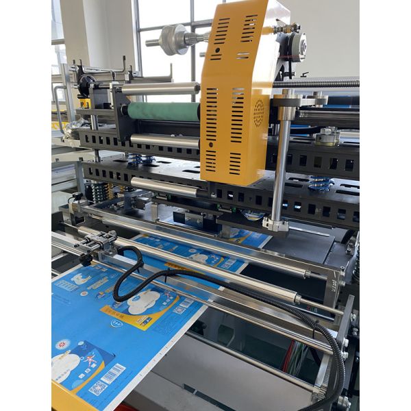 Roll Film Sanitary Napkin Bronzing Machine HDPE LDPE