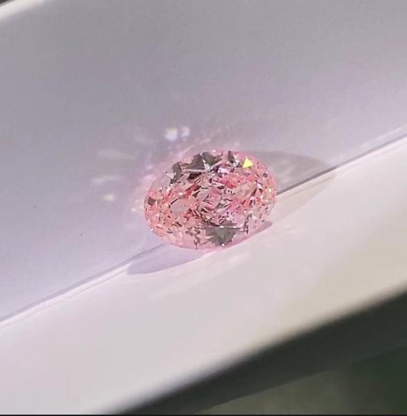 Quality Oval Brilliant Cut Lab Created Pink Diamonds 10 Mohs Pink Loose Diamond for sale