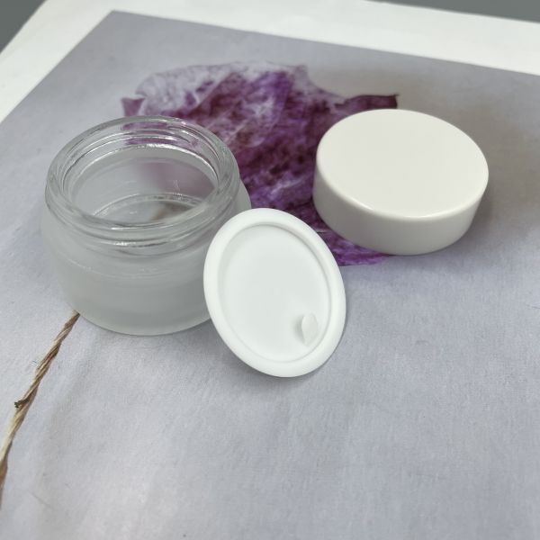 Round 20g Custom Glass Cosmetic Jars Packaging Diameter 4.7cm Height 3.2cm