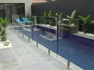 China Glass Swimming Pool Fencing , 85% Light Transmittance Glass Pool Safety Fence on sale