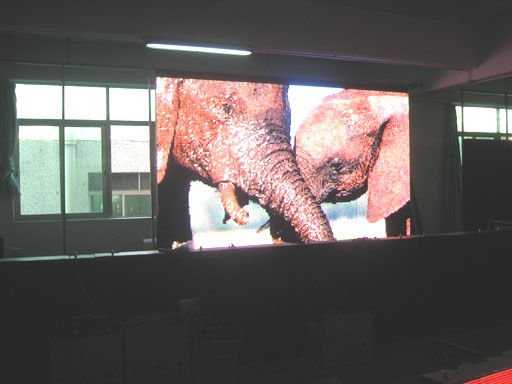 P4 LED HD Screen Indoor Full Color Led Panel LED Video Display SMD 3 in1