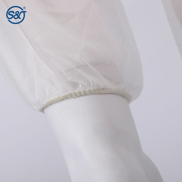 Disposable PP Coverall Single Layer Nonwoven Full Coverage Moderate Protection Low Cost Front Zipper with Hood