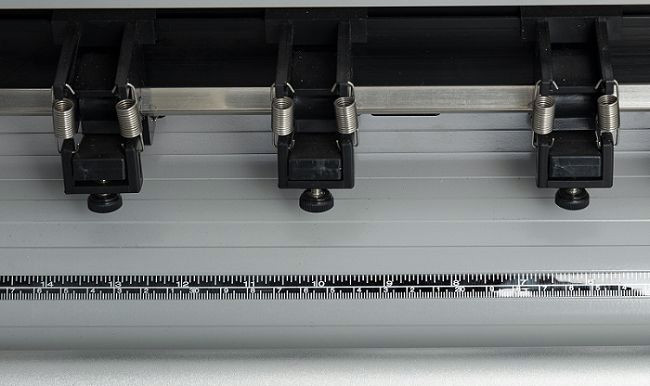 Desktop Digital Label Cutter English Interface Panel Control