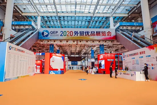 AC 220V 3P Air Shower Cleanroom Air Shower Device For Pharma Medical Purification