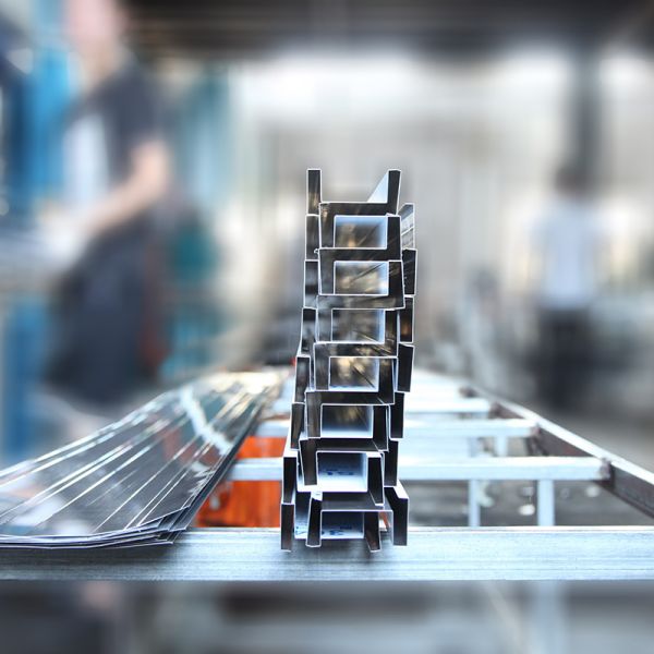 Round Trip Vertical V Cutting Machine Automatic V Grooving Machine With Two Tool Holders