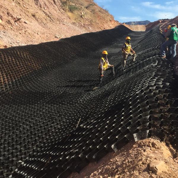 Quality Soil Stabilization HDPE Geocell Plastic Honeycomb Geocellular Confinement Systems 200mm for sale