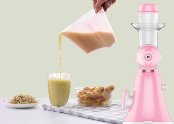 Portable Vegetable Cold Press Slow Juicer Precise Design For Seperating Juice