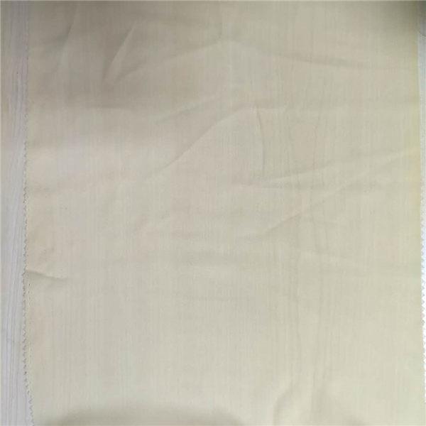 Quality Elastic Free Twill Glossy Polyester Dyed Fabric 100DX100D Yarn Count for sale