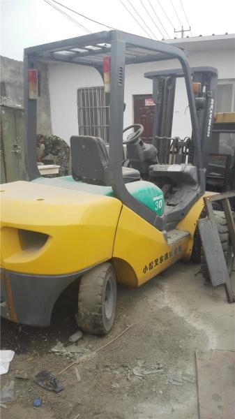 Quality original komatsu FD30-16 with side shift,3 stages for sale
