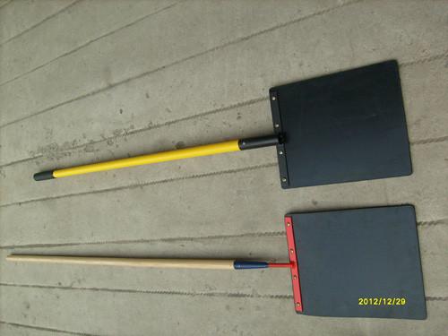 Quality rubber fire swatter, fire beater, fire flapper for sale