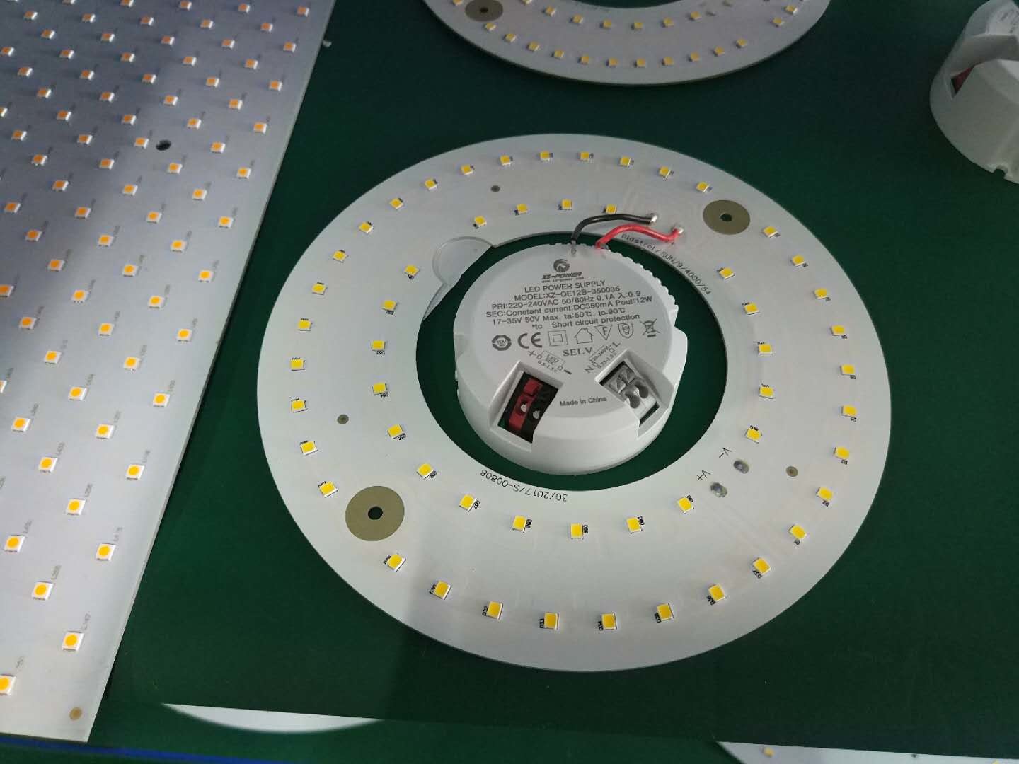 Ceiling light module with PCB board and Microwave sensor Driver