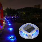 Outdoor Deck Illuminated Light with Solar Power Source and LED Light Source