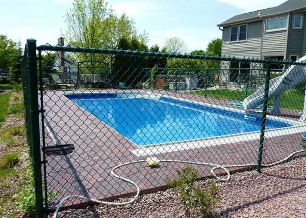 Quality Swimming Pool Chain Link Fence Prevent Children From Falling Into Water for sale