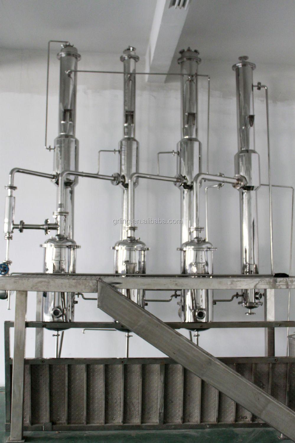 PLC Single Effect Falling Film Evaporator 1000-10000l/H Oil Distillation Ethanol Recovery System