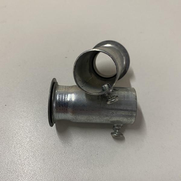 Quality 304SS Metal Conduit Fittings Emt Pipe Coupling With Equal Diameter for sale