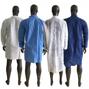China PP SMS Non Woven Disposable Lab Coats With Pockets White Blue Green on sale