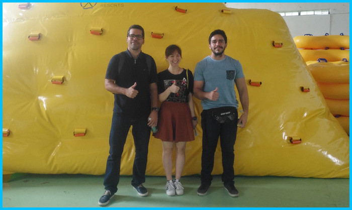 Fast Setup Portable Sterilisation Inflatable Disinfection Channel Tent For Intalling Emergency Sanitizing Spray System