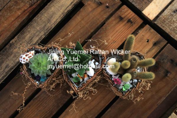 Quality 2016 new style wicker garden baskets group heart shape for sale