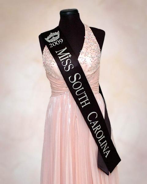 Quality Fancy 4 Inch Custom Award Ribbons Various Color 100% Polyester Material for sale