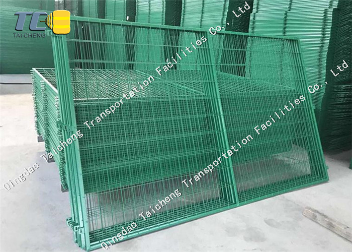 Cold Galvanized Iron Barbed Wire Mesh Chain Link Fence For Railway / Highway