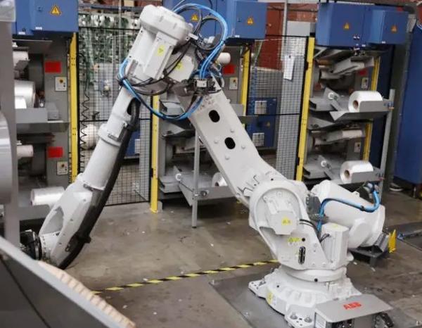 Quality Robot Abb 6700  Industrial Robotics Applications in Automotive for sale