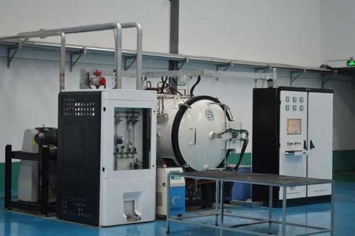 Quality Traditional Vacuum Sintering Furnace With Cylindrical Structure Heating Elements for sale