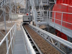 Buy cheap Coal Mining Transfer Belt Conveyor 4 Or 5 Layers For Quarry Crushing Plant product