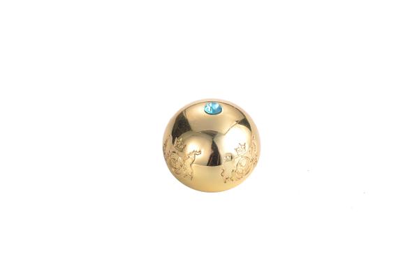 Quality Heavy Duty Zamac Perfume Bottle Cap With Stone On Top for sale