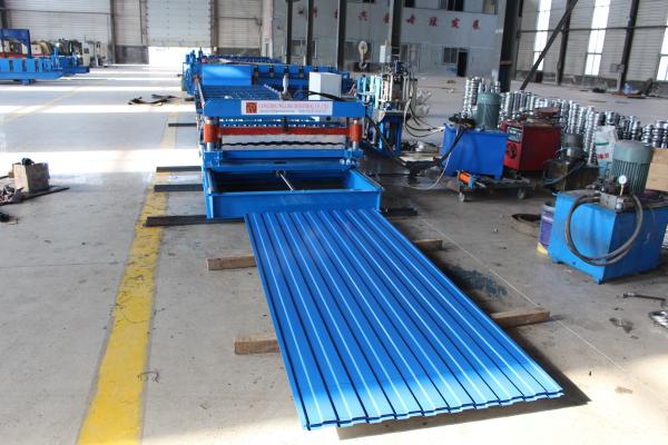 Quality Low Noise Trapezoidal Sheet Roll Forming Machine Metal Roof Panel Machine for sale