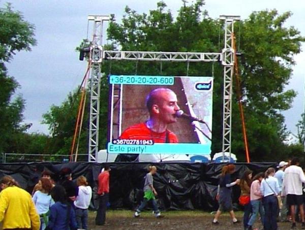 Quality P8mm Trailer Mounted Mobile LED Billboard Outdoor Digital LED Screen , Rear Maintaining for sale