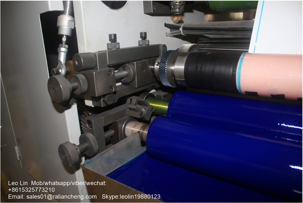 7 Colors Flexographic Label Printing Machine , Flexographic Printing Press ±0.1mm Precision