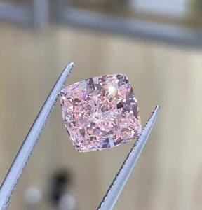 Laboratory Lab Made Pink Diamonds IGI Certified Cushion Shape VS-VVS