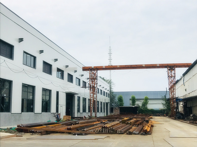 Factory Customized 60M 3 Legged Tubular Steel Self Supporting Cell Phone Telecommunication Towers
