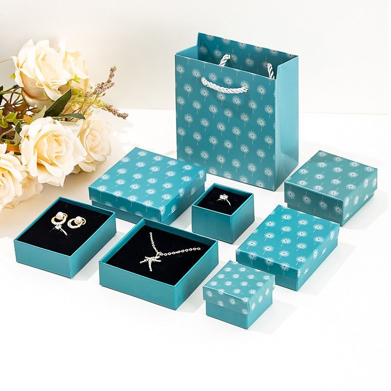 Rigid Lid and Base Gift Box Custom Logo Printed Paper Packaging Jewelry Jewellery Square Ring Necklace Gift Box with Foam Insert